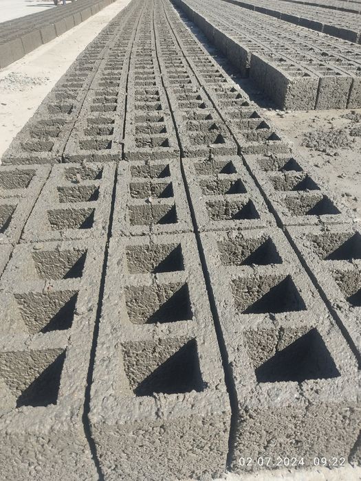 Шлакоблок,  2300сум