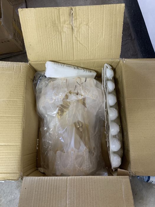 Настенные светильники (бра)