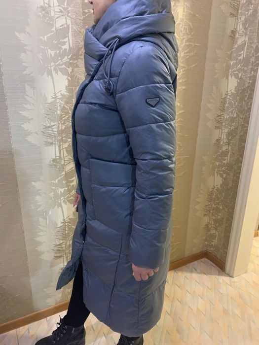 Пуховик зимний с капюшоном