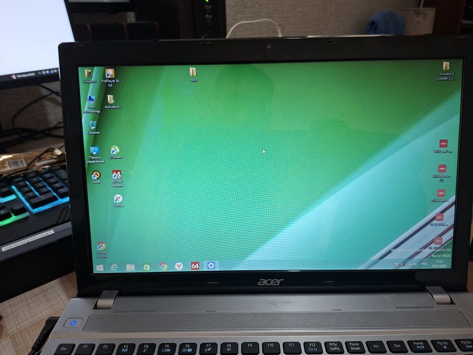 Срочно  ноутбук ASER I7