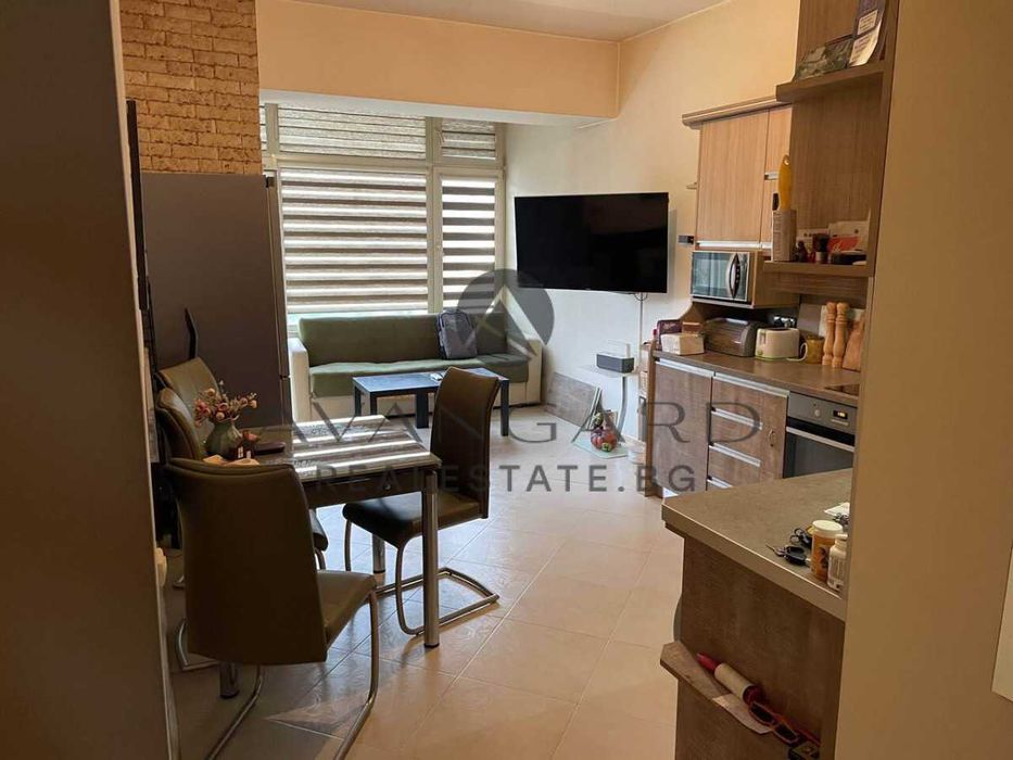 Продава се Двустаен апартамент в Пловдив, Каменица 1 - 80 кв.м за 2614 €/кв.м - Снимка #3