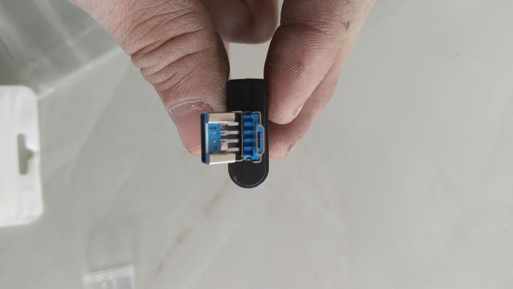 MEGA AKSIYA 6 tasi 1 da Adapter