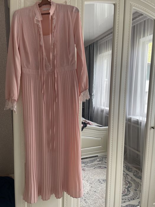 Вечерное платье шикарное