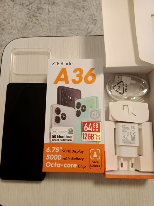 Продам совершенно новый телефон