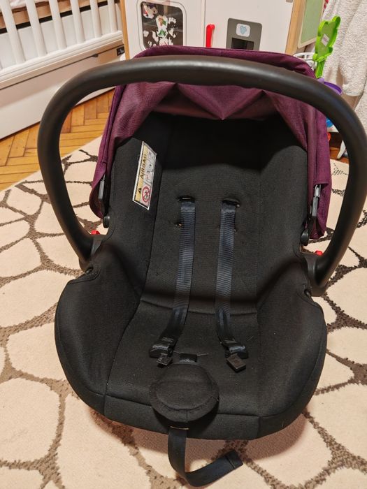 Бебешко кошче за кола