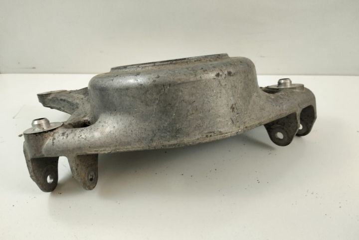 Flanșă Dreapta  Telescop 8k0412253a / 8K041 253A / 8K0412253A / 8K0