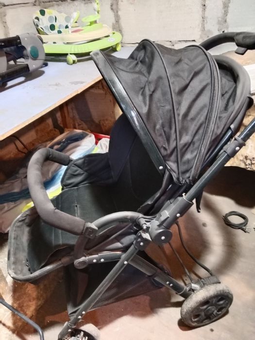 Продам детскую коляску
