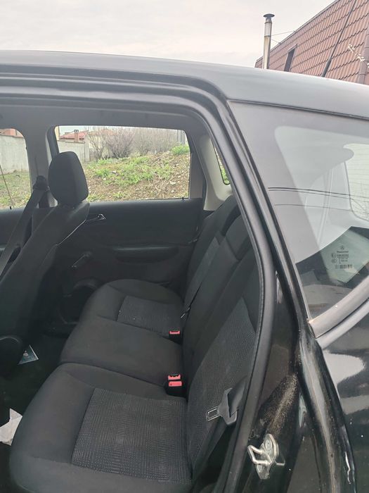 Vând Mercedes A 160