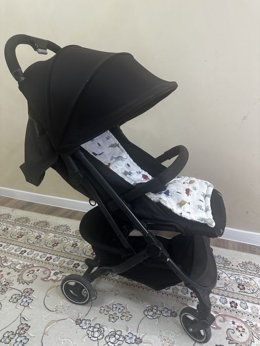 Коляска прогулочная