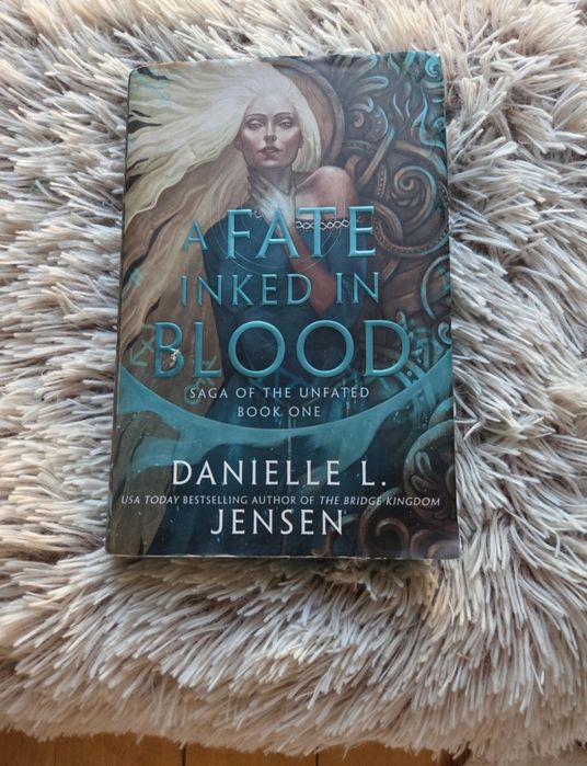 A Fate Inked in Blood - Danielle L. Jensen
