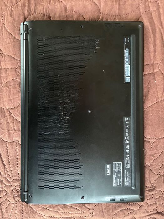 MSI Modern 14 ; intel i5 ; 256 SSD