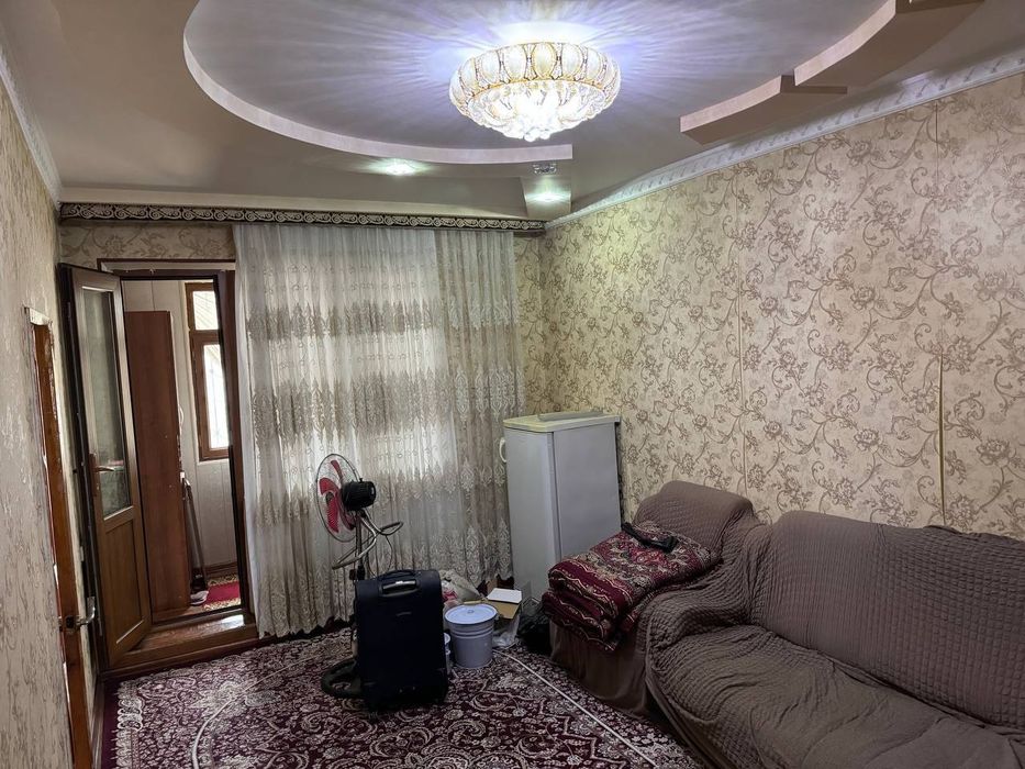 Yakkasaroy tumani Bobur mahalla