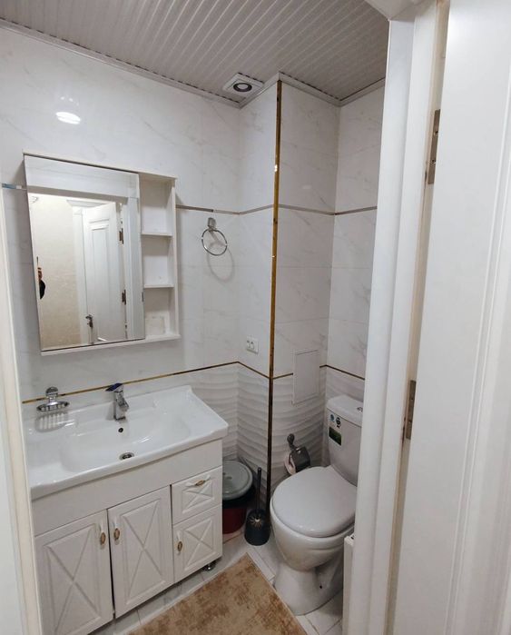 Tinchlik metro oldida kvartira