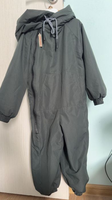 Продаю комбинезоны для мальчика