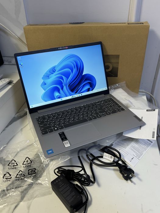 Продаю Ноутбук Lenovo
