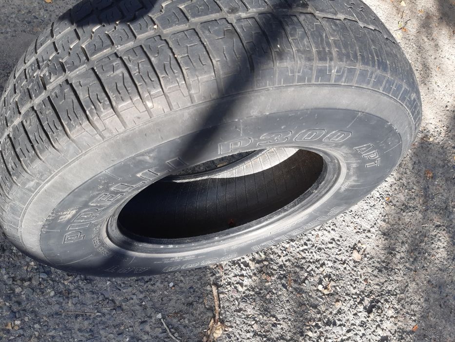 Шина 235/75 R15. На запаску.