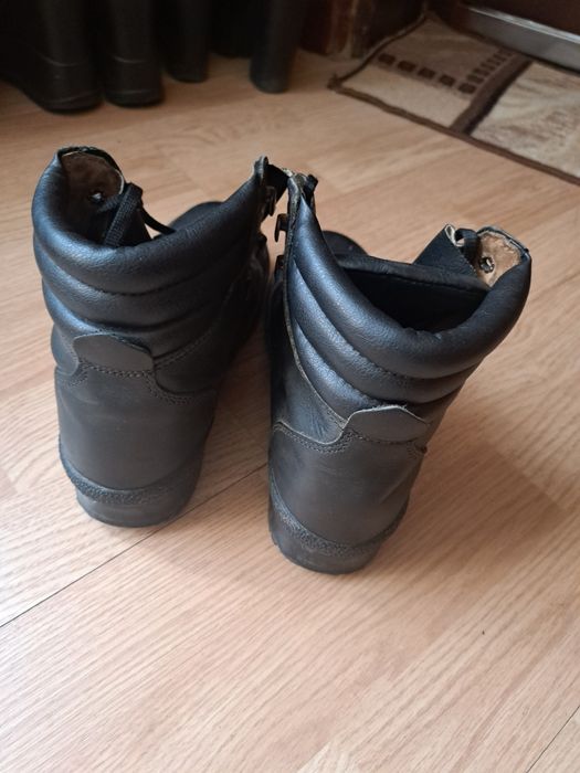 Туристически обувки