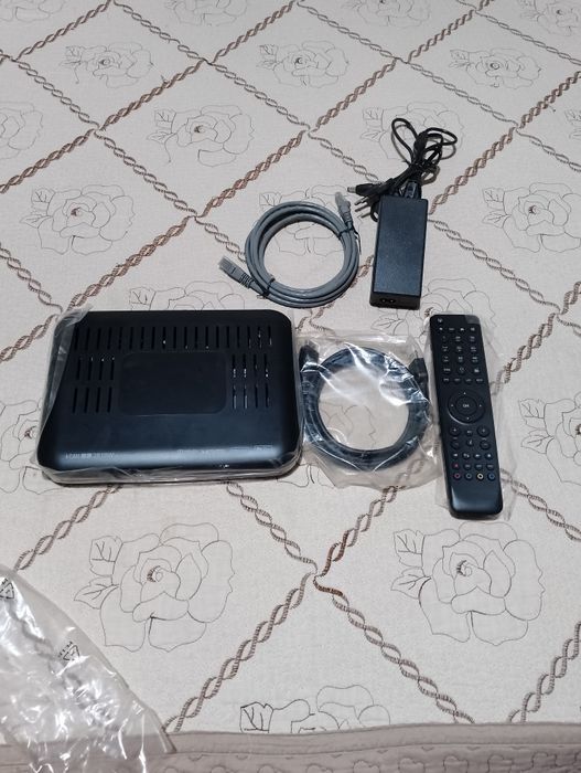 Модем I-CAIN 2810 с пультом