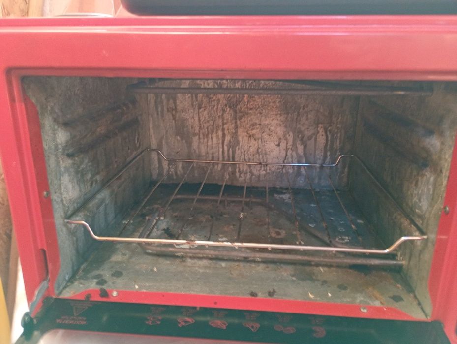 Компактная электропечь (духовка)