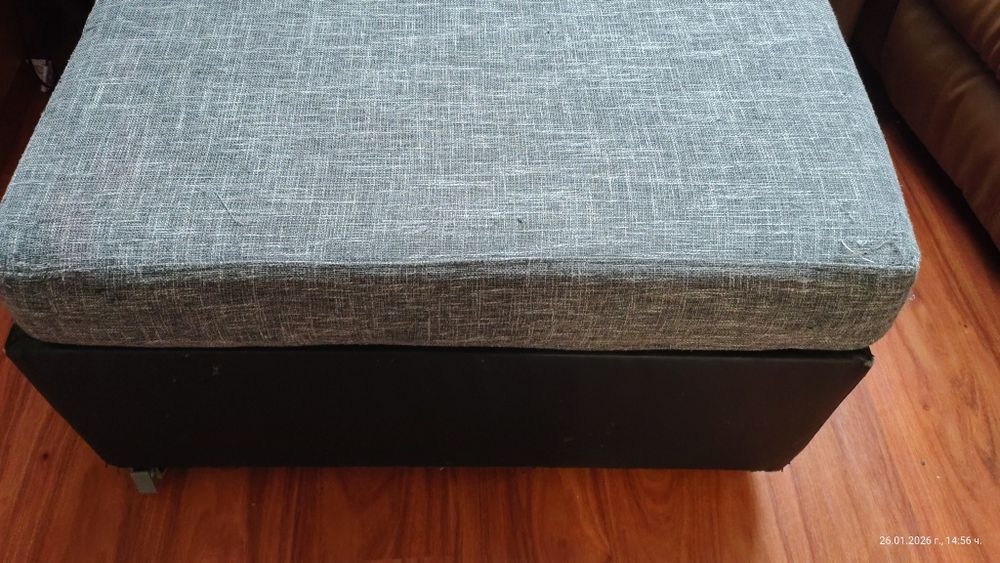 Ъглов холен диван