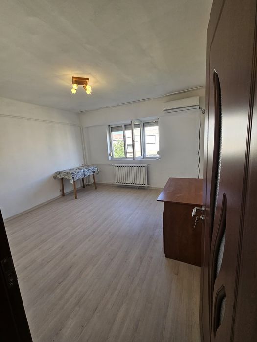 Apartament cu 1 camera,Str Lalescu