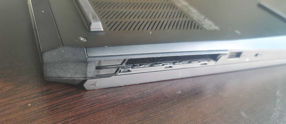 lenovo legion 5 pro  165hz / ryzen 7 5800h / rtx 3060