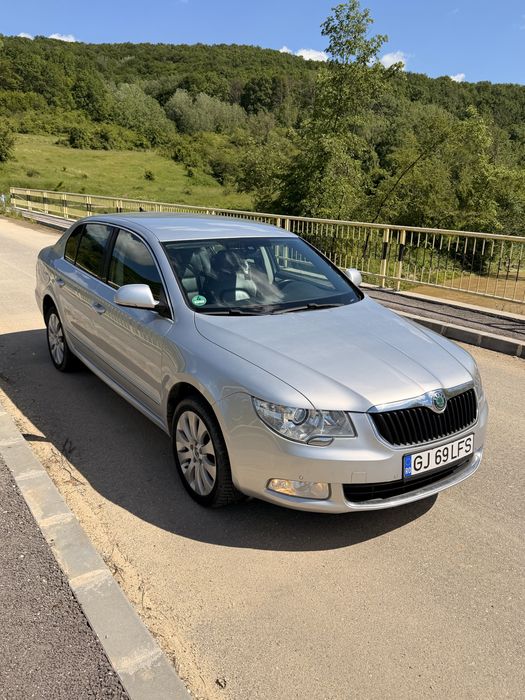 Skoda Superb 2012 2.0 TDI  DSG