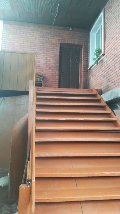 Продам коттедж, р-н старик