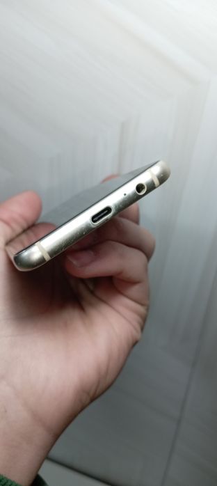 Samsung Galaxy A8 4/32 Gb 2021