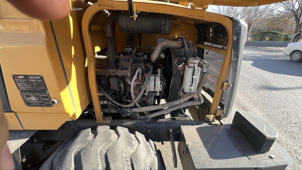 Погрузшик фронтальный лугонг