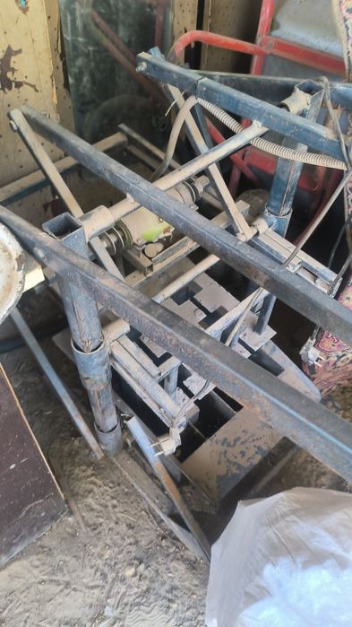 Шлакоблок апарат