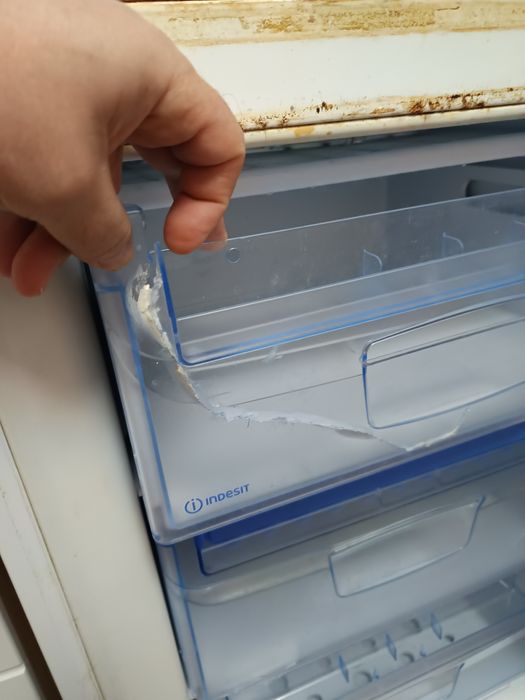 Хладилник Indesit