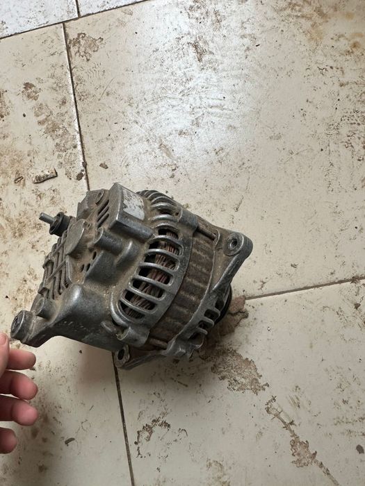 Генератор рабочий в хорошем состоянии infinity fx 35