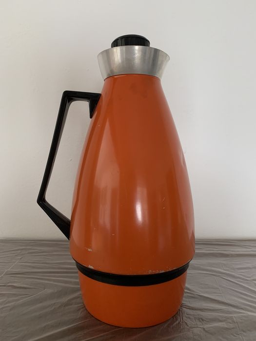 Соц термоси манерка кана комплект чаши чинии туризъм къмпинг каравана