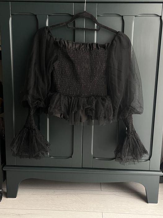 Top negru pentru ocazii S/M