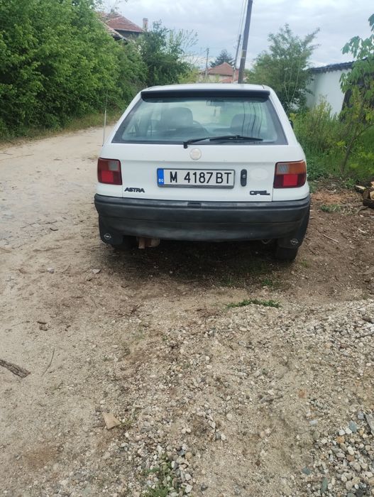 Лек автомобил употребяван.