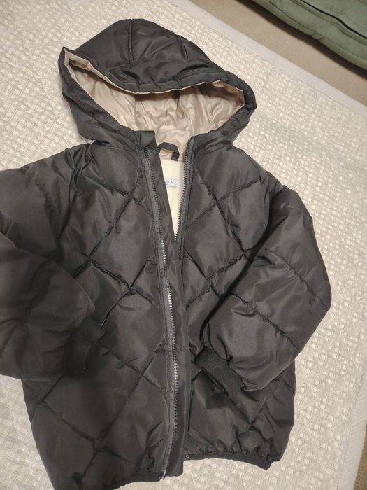 Куртки детские продам