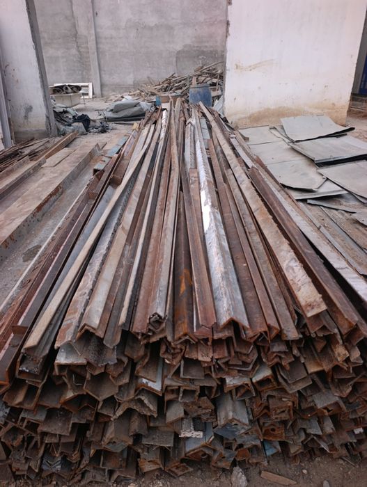 Truba shveller ugolnik list dvuxtavr armatura profil bor