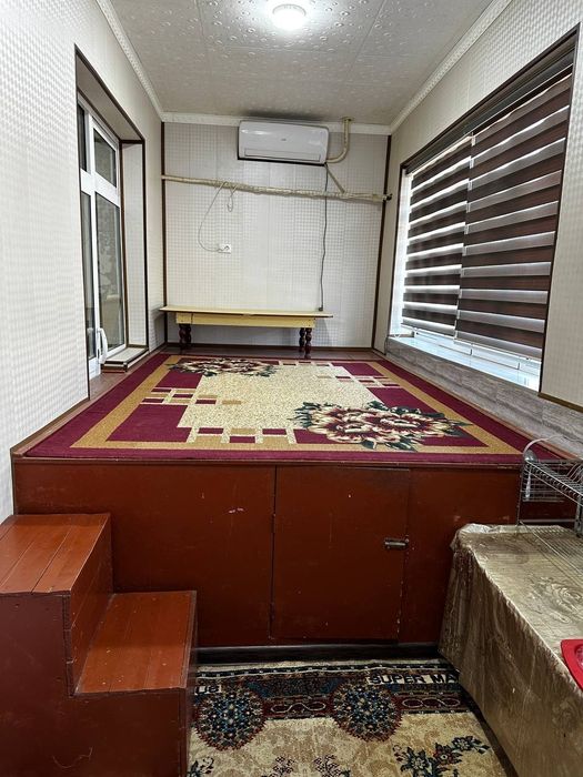 Dom sotiladi 3 xonali, Qarshi shahri, Baxrom bobo choyxonasi ruparasi,
