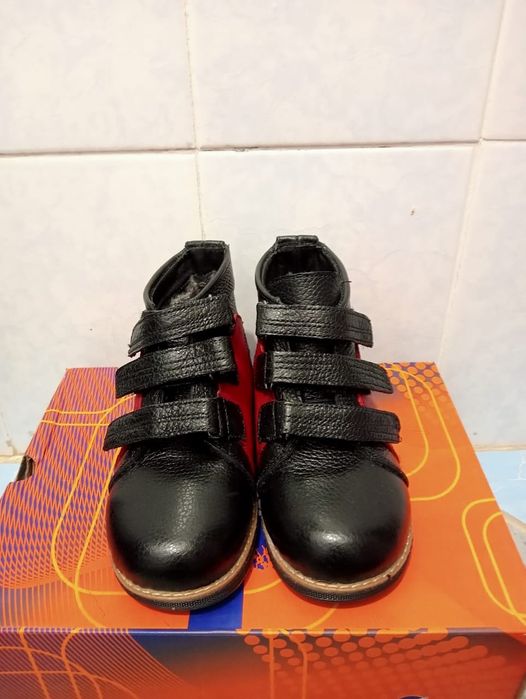 Ортопедическая обувь 30р. Мальчик/девочка