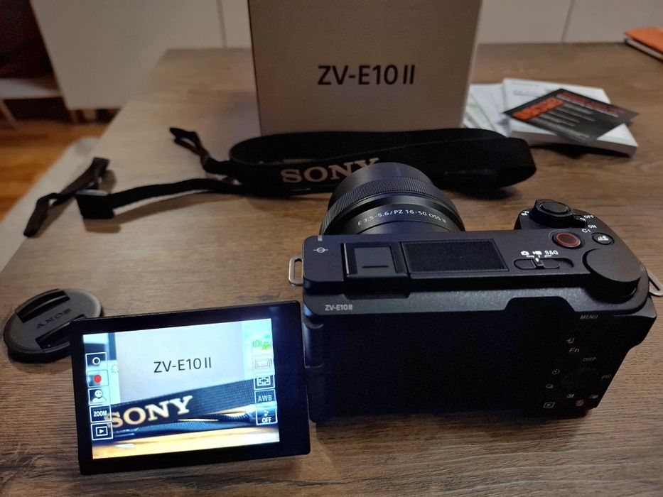 SonyZV-E10 II+sony16-50mm