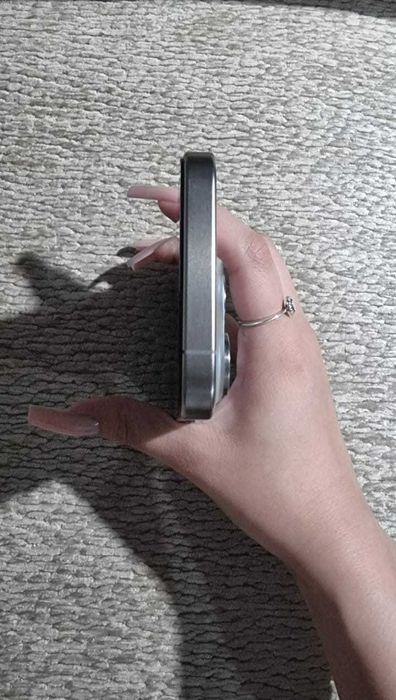 Продам IPhone 15 pro б/у