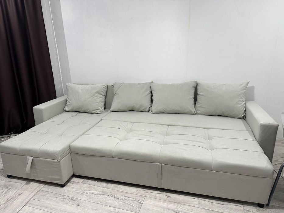 Продам диван в хорошем состоянии.