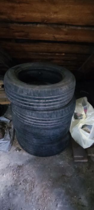 Продаю покрышки с камерой
