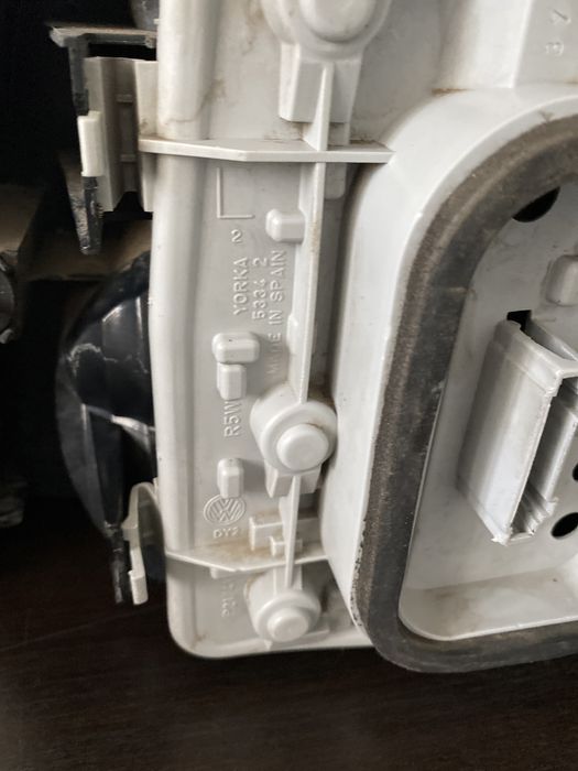 Stop stanga Vw Polo 9N