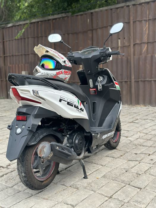 Скутер Peda raketa