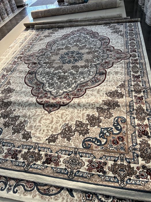 Gilamlar Dunyosi ( Кавёр Оптовая Цена в Складе ) Nasiya Savdo “ Uzum “