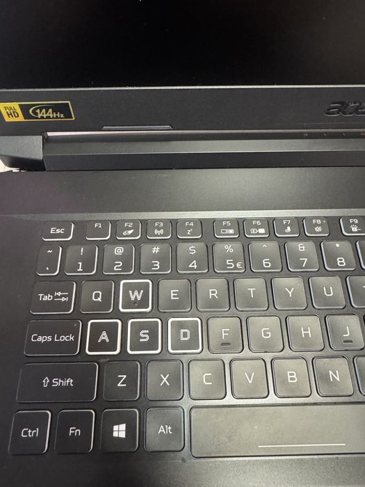 Laptop gaming Acer nitro 5 rtx3080 ryzen 7 5800h 32gb ram