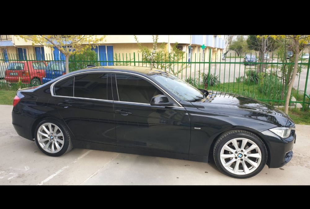Продавам BMW 320 Luxyru