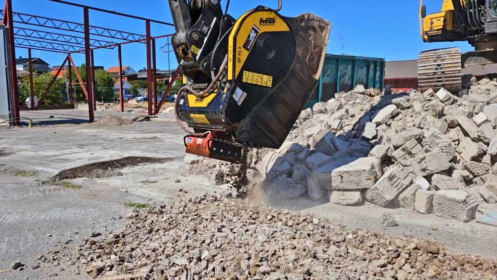 Cupa de concasare si sortare pentru excavatoare